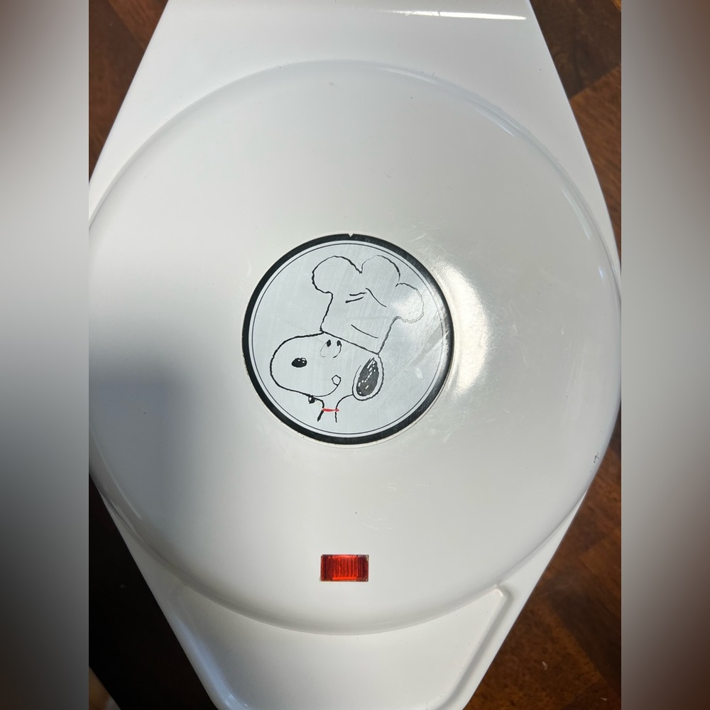 Charlie Brown snoopy, waffle maker nonstick